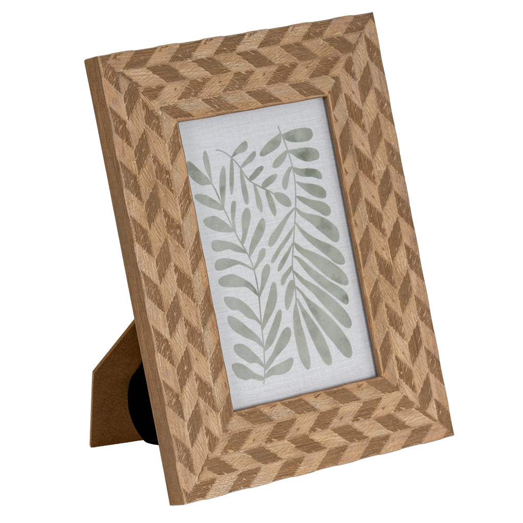 Carved Herringbone Brown Chevron 4X6 Wooden Picture Frame