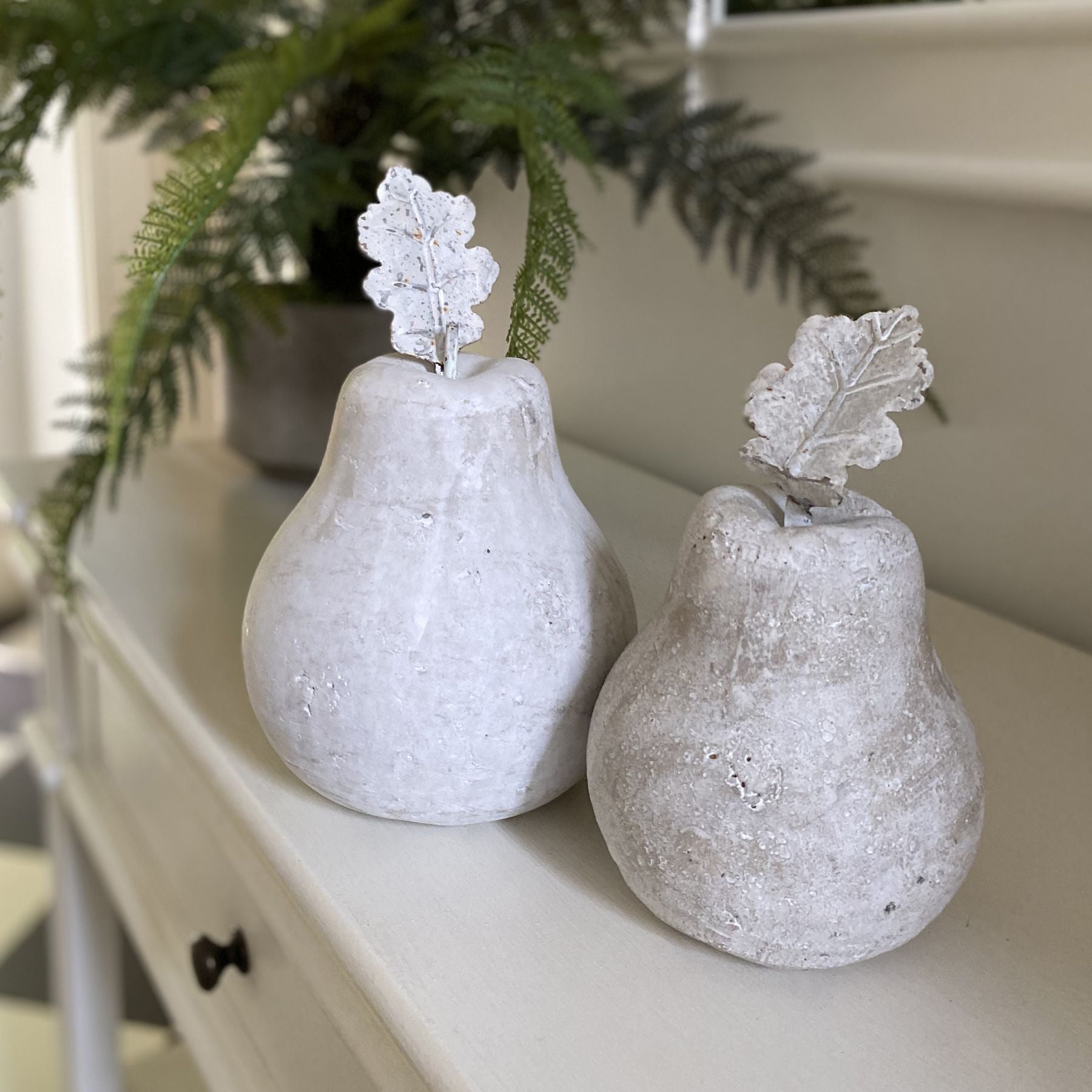 Orchard Stone Pear Medium – view 2